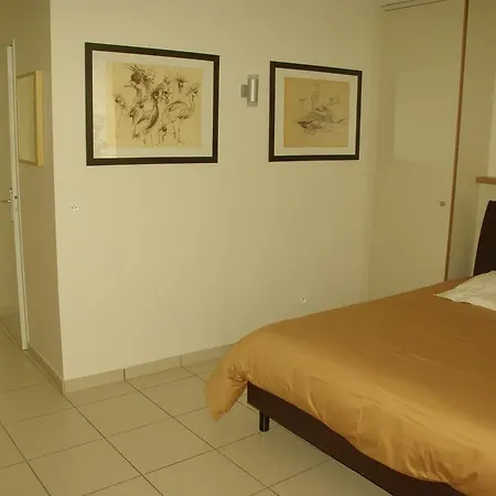 Oda ve Kahvaltı Roassieux 3*