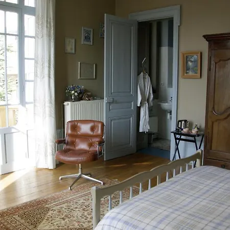 Oda ve Kahvaltı Roassieux Saint-Etienne (Loire)